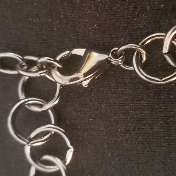 Gunmetal Chain Link Necklace - Picture 4 of 4